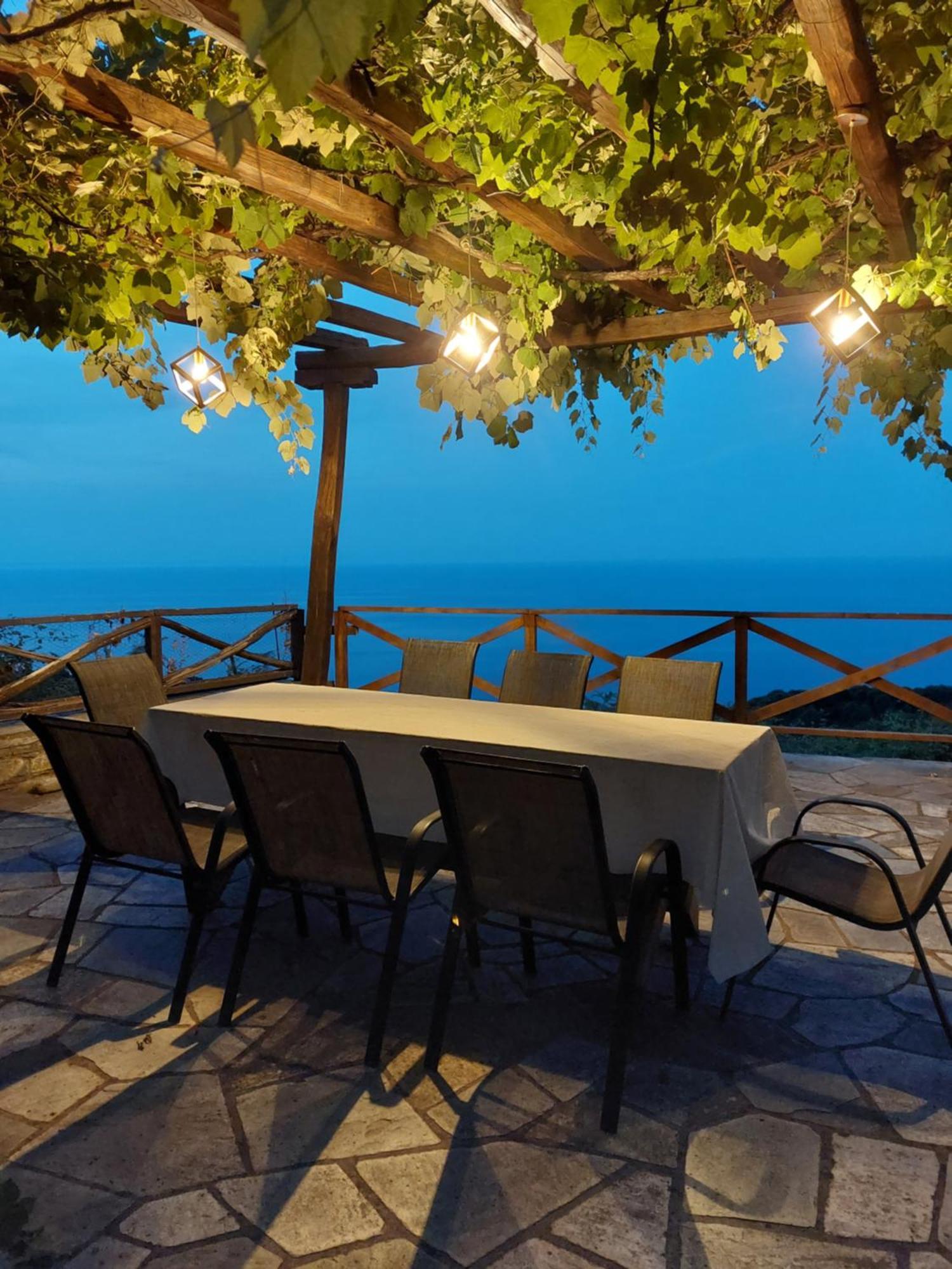 Θαλλώ Luxurious Villa Cangaráda Kültér fotó